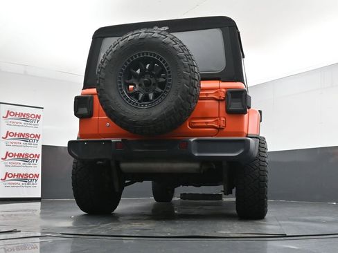 Used 2020 Jeep Wrangler Unlimited Sahara w/ Uconnect 4C Nav & Sound Group image 23
