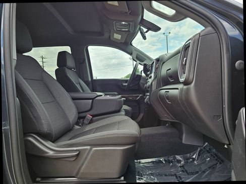 Used 2020 Chevrolet Silverado 1500 RST w/ RST Value Package RWD image 27