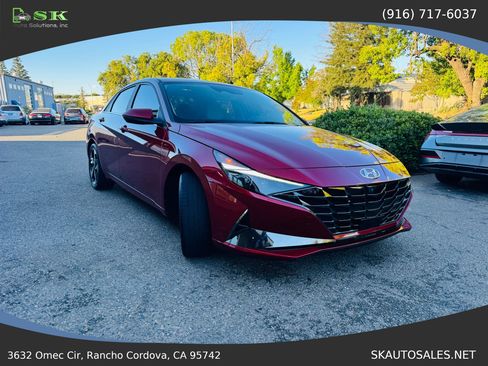 Used 2023 Hyundai Elantra Limited FWD image 5