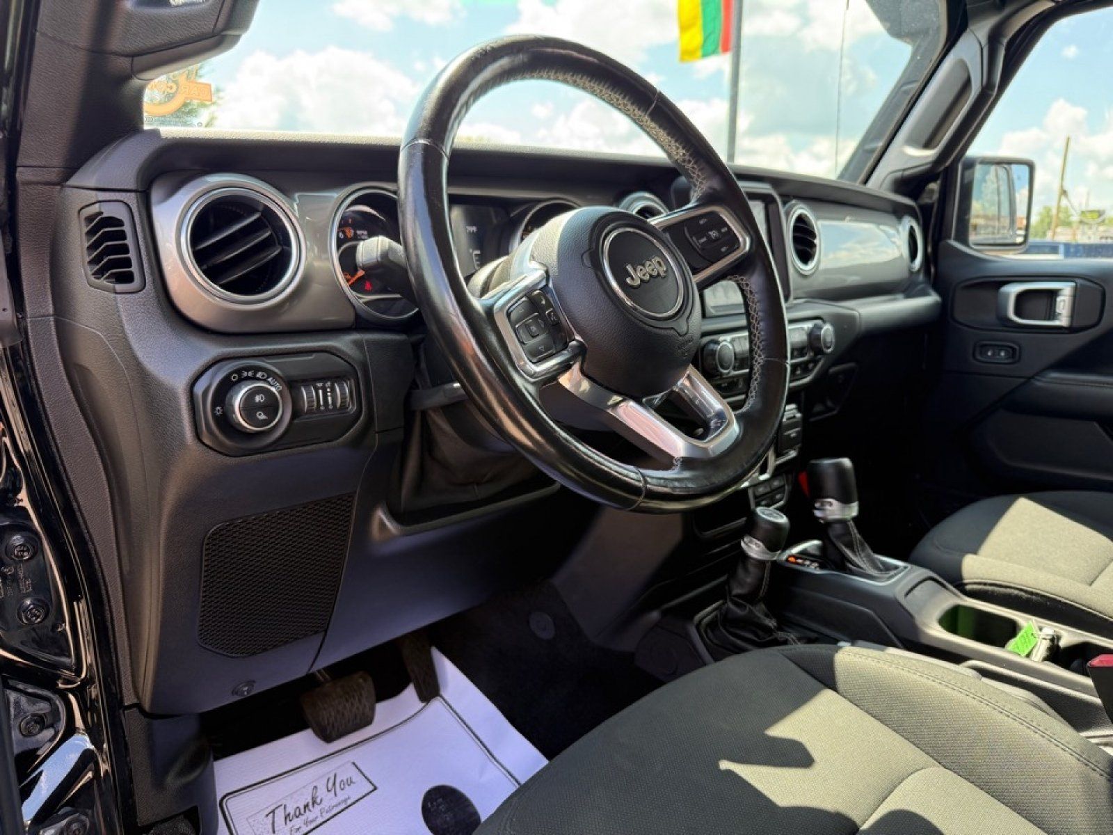Used 2020 Jeep Gladiator Overland w/ Uconnect 4C Nav & Sound Group AWD/4WD image 18