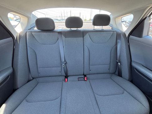 Used 2025 Kia K4 FWD image 37