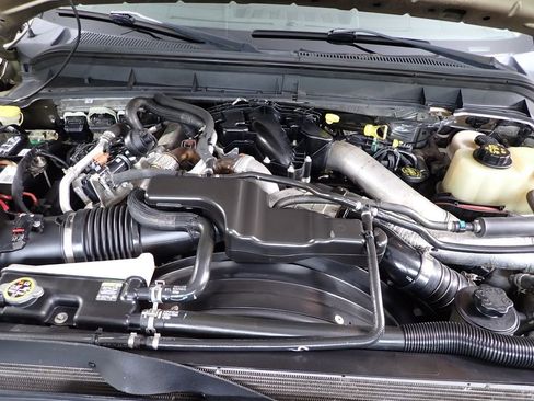 Used 2011 Ford F350 Lariat w/ Lariat Interior Pkg AWD/4WD image 41