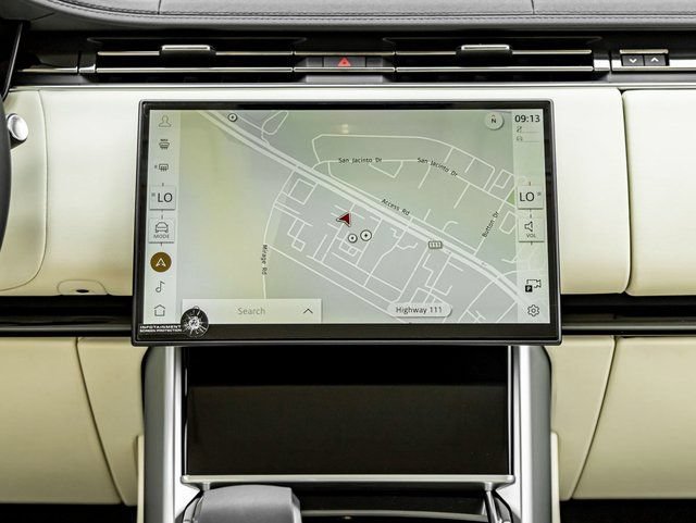 New 2026 Land Rover Range Rover SE AWD/4WD image 18