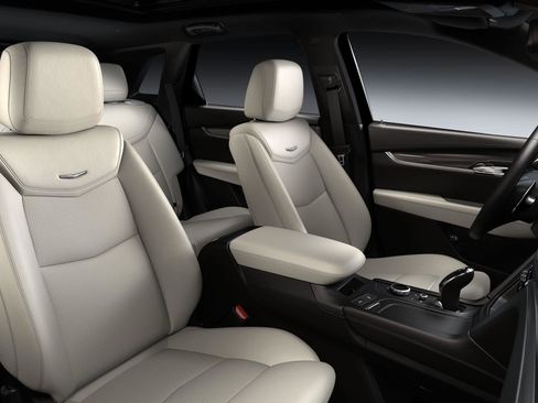 New 2025 Cadillac XT5 Sportv w/ Technology Package image 57