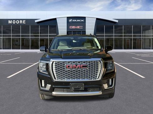 Certified 2022 GMC Yukon Denali w/ Denali Premium Package image 8