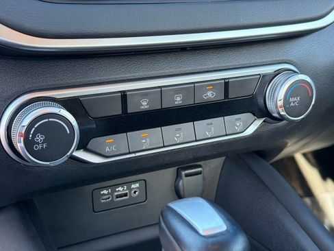 Certified 2021 Nissan Altima 2.5 SR image 27