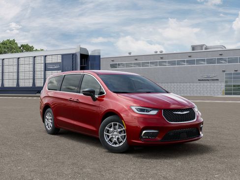 New 2026 Chrysler Pacifica Select image 5