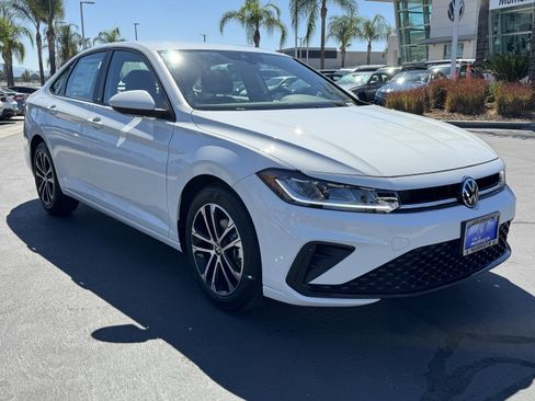 New 2026 Volkswagen Jetta Sport image 2