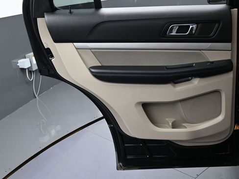 Used 2018 Ford Explorer 4WD w/ Class II Trailer Tow Package image 35