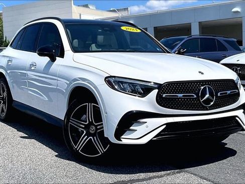 Certified 2024 Mercedes-Benz GLC 300 4MATIC image 1