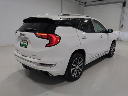 Used 2019 GMC Terrain Denali w/ Advanced Safety Package AWD/4WD image 9