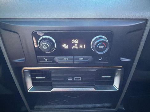 Certified 2024 GMC Hummer EV 3X w/ LPO, Illumination Package image 22