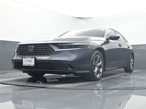 Used 2024 Honda Accord EX image 8