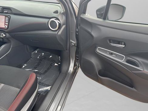 New 2025 Nissan Versa SR w/ Trunk Package image 22