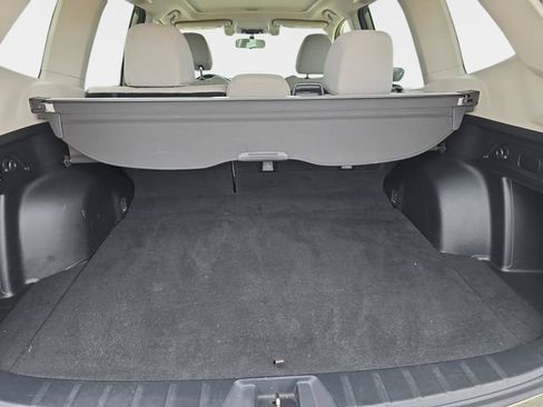 Used 2019 Subaru Forester Premium w/ All-Weather Package AWD/4WD image 14