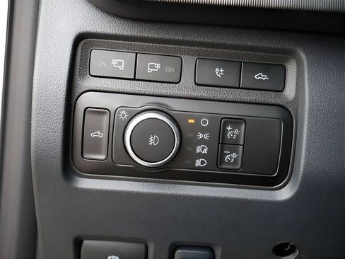 Used 2024 Ford F350 Platinum image 20