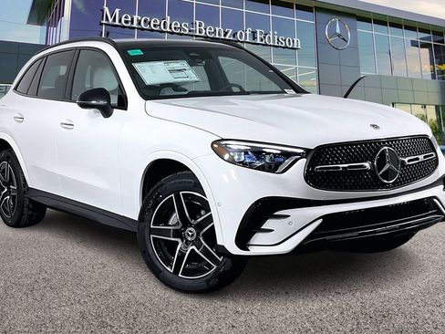 Used 2026 Mercedes-Benz GLC 300 4MATIC image 1