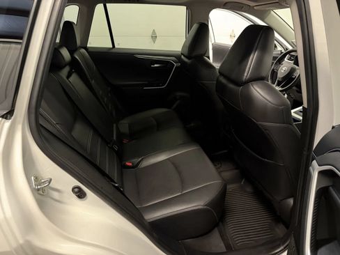 Used 2022 Toyota RAV4 Limited AWD/4WD image 45