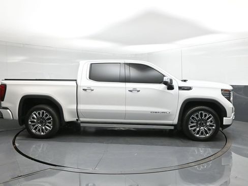 Used 2024 GMC Sierra 1500 Denali Ultimate image 26