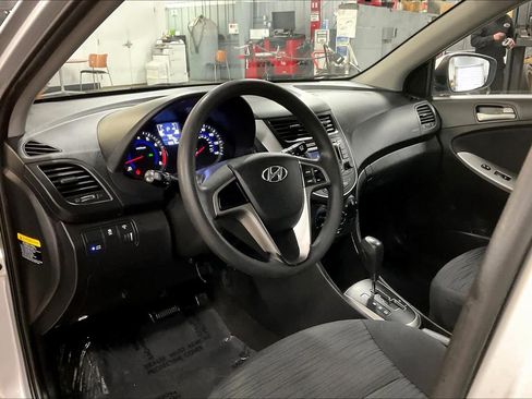 Used 2015 Hyundai Accent GS FWD image 17