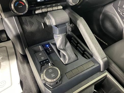 Used 2024 Toyota Tacoma SR5 image 9