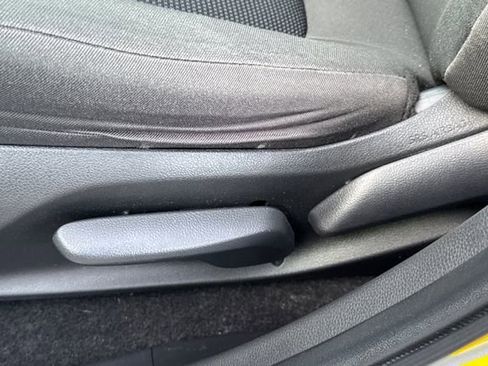 Used 2023 Toyota RAV4 LE image 13