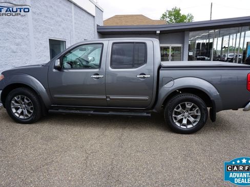 Used 2019 Nissan Frontier SL AWD/4WD image 13