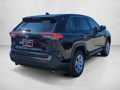 New 2025 Toyota RAV4 LE image 5