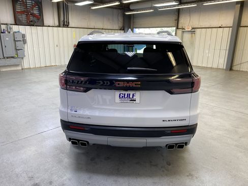Used 2025 GMC Acadia Elevation image 7