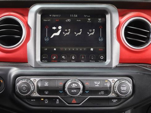 Used 2022 Jeep Wrangler Unlimited Rubicon AWD/4WD image 38