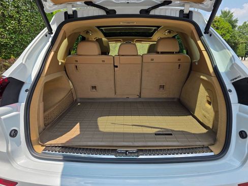 Used 2016 Porsche Cayenne AWD/4WD image 42