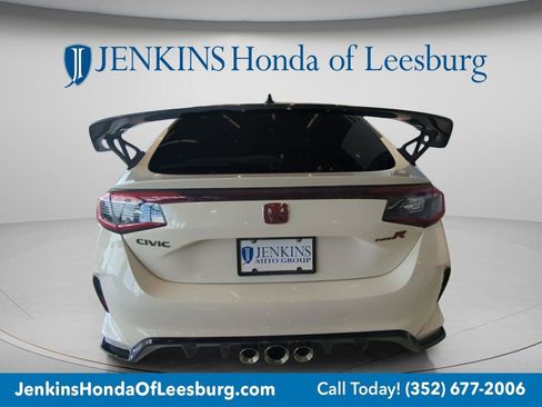 Used 2025 Honda Civic Type R image 4