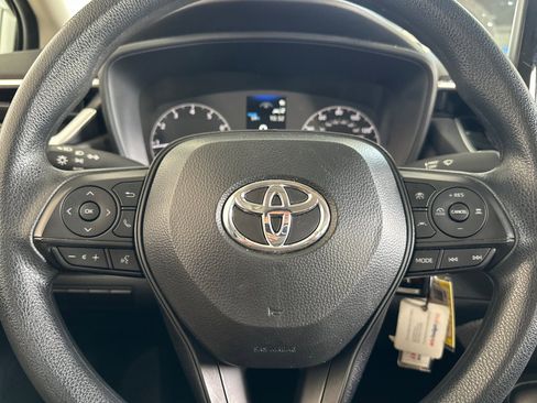 Used 2024 Toyota Corolla LE image 21