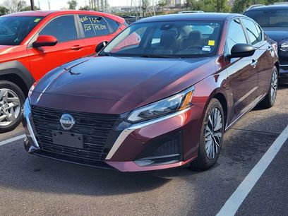 Used 2024 Nissan Altima 2.5 SV