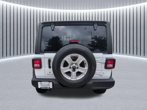 Used 2020 Jeep Wrangler Unlimited Sport S AWD/4WD image 16