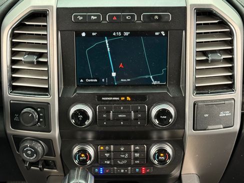 Used 2019 Ford F150 Platinum w/ Equipment Group 701A Luxury image 21