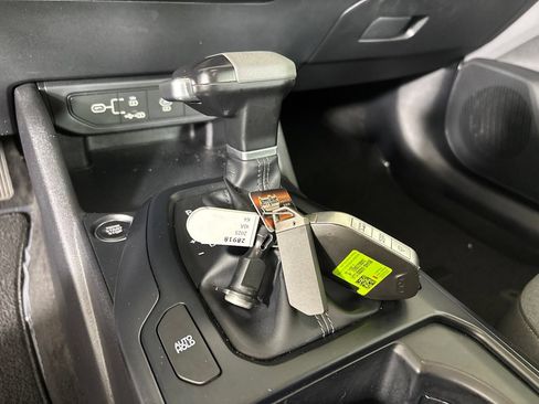 Used 2025 Kia K4 FWD image 16