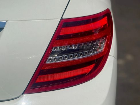 Used 2012 Mercedes-Benz C 250 Sedan image 5