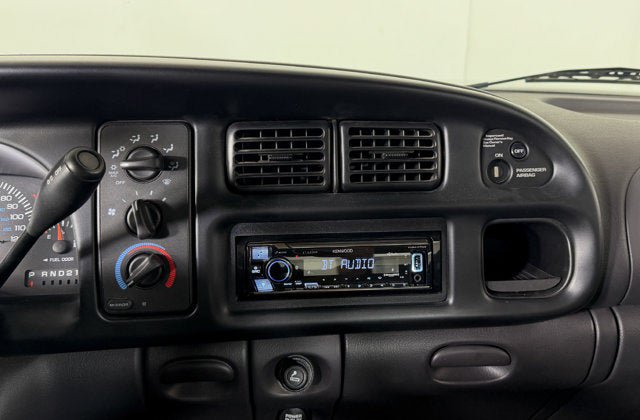 Used 1999 Dodge Ram 1500 Truck 2WD Quad Cab image 10
