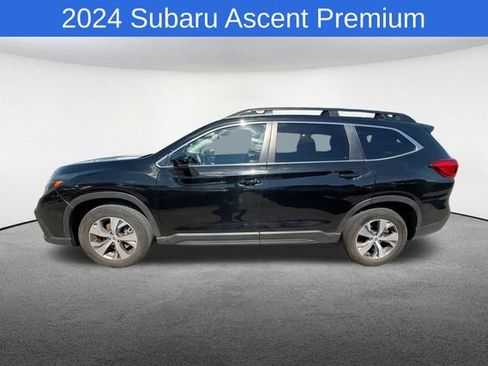 Used 2024 Subaru Ascent Premium w/ Convenience Package AWD/4WD image 3