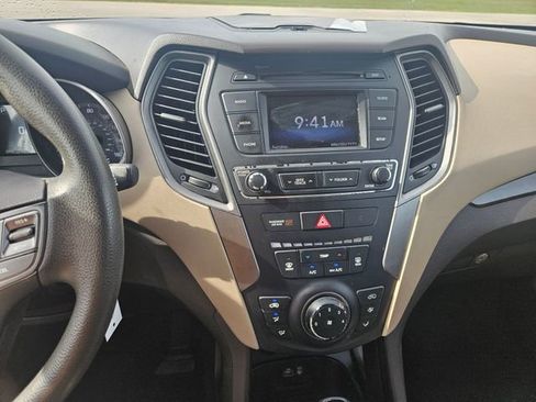 Used 2018 Hyundai Santa Fe Sport FWD image 17