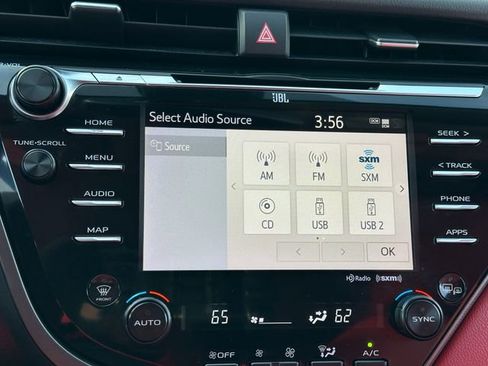 Used 2020 Toyota Camry XSE image 22