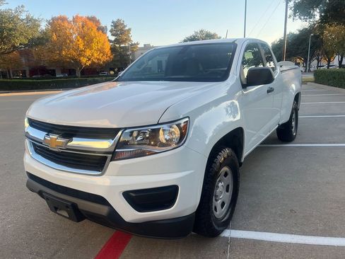 Used 2018 Chevrolet Colorado W/T image 4