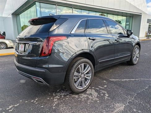 Used 2023 Cadillac XT5 Premium Luxury w/ Technology Package image 4