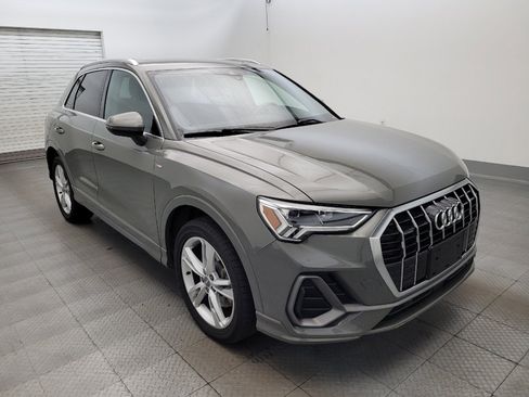 Used 2020 Audi Q3 2.0T Premium Plus w/ Premium Plus Package AWD/4WD image 13