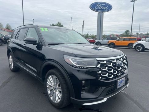 Used 2025 Ford Explorer Platinum w/ LUX Leather Package AWD/4WD image 1