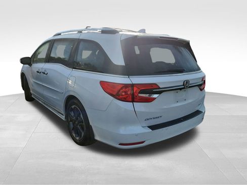 Used 2024 Honda Odyssey Elite image 15