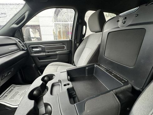 Used 2024 RAM 2500 Big Horn image 34