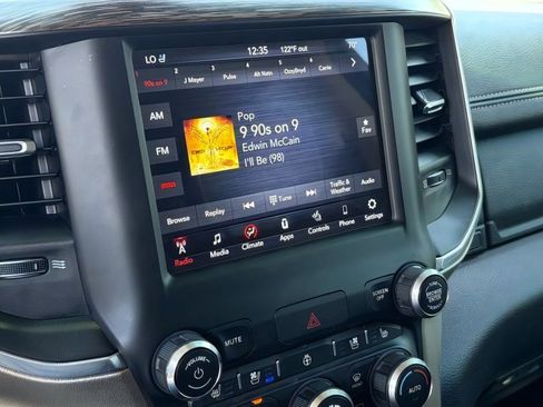 Used 2020 RAM 1500 Laramie AWD/4WD image 21
