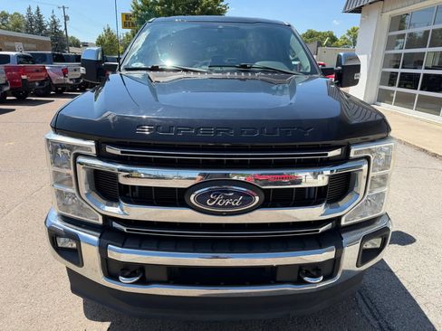 Used 2022 Ford F250 XLT w/ XLT Premium Package AWD/4WD image 3